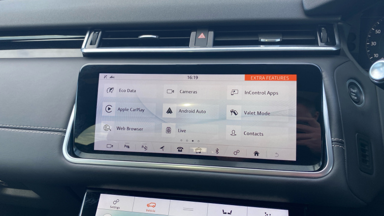 Land Rover Range Rover Velar 3.0 D300 R-Dynamic HSE 5dr Auto Diesel Estate